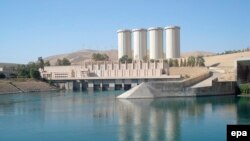 Իրաք - Մոսուլի ամբարտակը, արխիվ