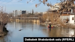 Чоң Чүй каналы. 2025-жылдын 30-декабры. Куткаруучулар издөө жүргүзүүдө.