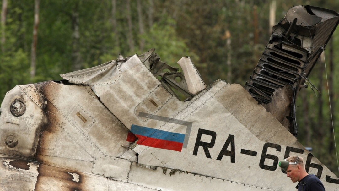 Official: Navigator In Petrozavodsk Plane Crash Was Drunk