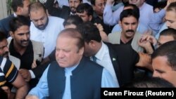 نوازشريف د خپلو مينه والو په منځ کې