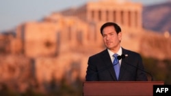 Američki državni sekretar Marko Rubio drži govor s atinskog brda Pniks, 7. oktobar 2026.