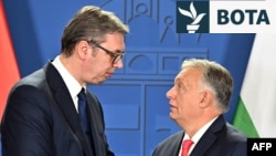 Presidenti i Serbisë, Aleksandar Vuçiq, dhe kryeministri në largim i Hungarisë, Viktor Orban - fotografi arkivi.