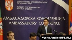 Vuk Jeremić na Ambasadorskoj konferenciji u Beogradu, 16. januar 2012.