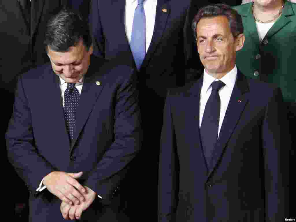 Nikolla Sarkozi dhe Hose Manuel Baroso përplasen për romët në samitin e BE-së.