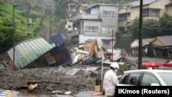 Alunecarea de teren din Atami - Japonia a apărut din cauza precipitațiilor abundente. 