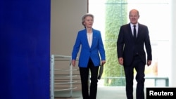 Presidentja e Komisionit Evropian, Ursula von der Leyen, dhe kancelari gjerman, Olaf Scholz. Berlin, 14 tetor 2024.