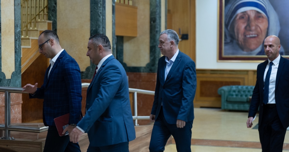 Lista Serbe jashtë loje  Si do të mbrohen interesat e serbëve në Kosovë 