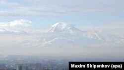 Երևանյան համայնապատկեր, արխիվ