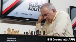 Гарри Каспаров на турнире в Сент-Луисе, США. 15 августа 2017 года.