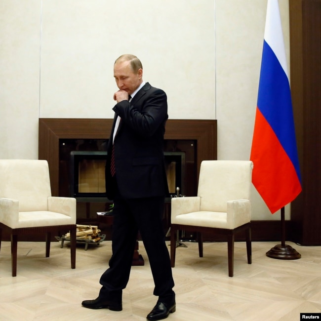 Путин в настоящей резиденции в Ново-Огарево. 18 февраля 2016 года