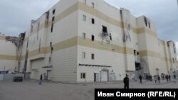 Часть сгоревшего торгового центра «Зимняя вишня» в городе Кемерово.
