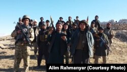 سربازانی که در تپه آنتن در ولسوالی درزاب جوزجان در محاصره طالبان قرار دارند این عکس را به رادیو آزادی فرستاده اند. December 23 2019