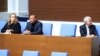 Бившата директорка на "Булгаргаз" Деница Златева, бившият служебен министър на енергетиката Росен Христов и директорът на "Булгартрансгаз" Владимир Малинов (от ляво надясно) по време на изслушването в парламента, 15 май 2025 г.