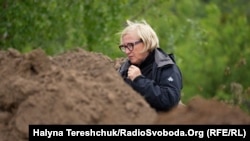 За пошуковими роботами стежить Малґожата Ґосєвська, голова Товариства «Гута Пеняцька», донька Ванди Кобилянської-Ґосєвської, яка залишилась живою після трагедії