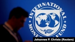 МВФ «продовжуватиме обговорення з владою України першого перегляду програми»