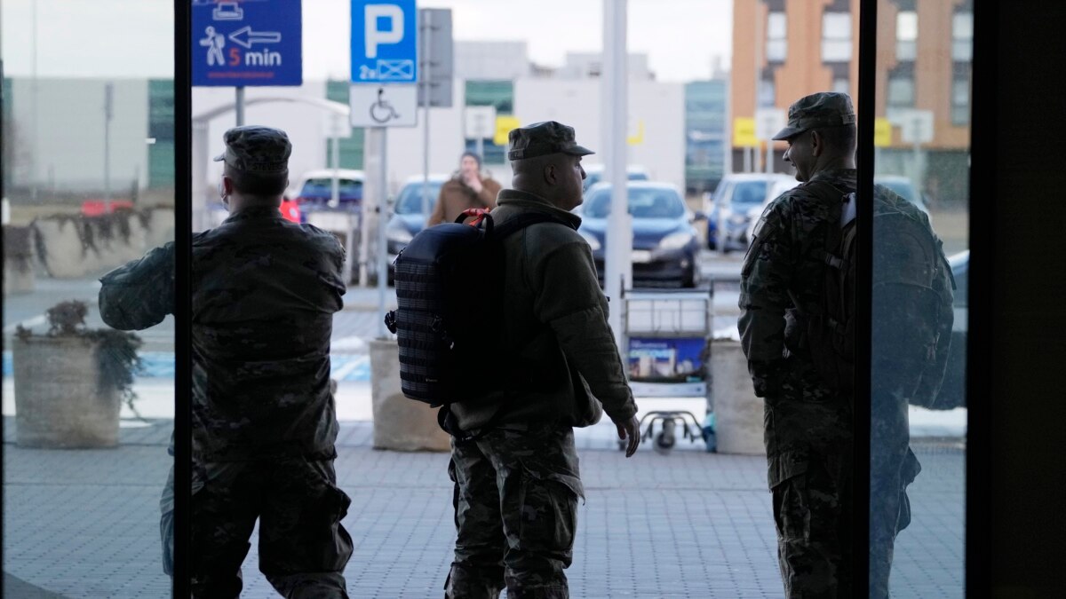 Pierwsze amerykańskie oddziały wsparcia przybywają do Polski, więcej oczekiwanych