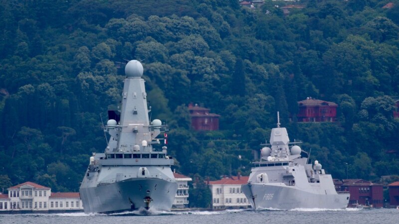 В Черное море вошли два корабля НАТО (+фото, видео)
