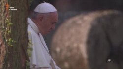 Папа Римський Франциск відвідав концтабір Аушвіц (відео)