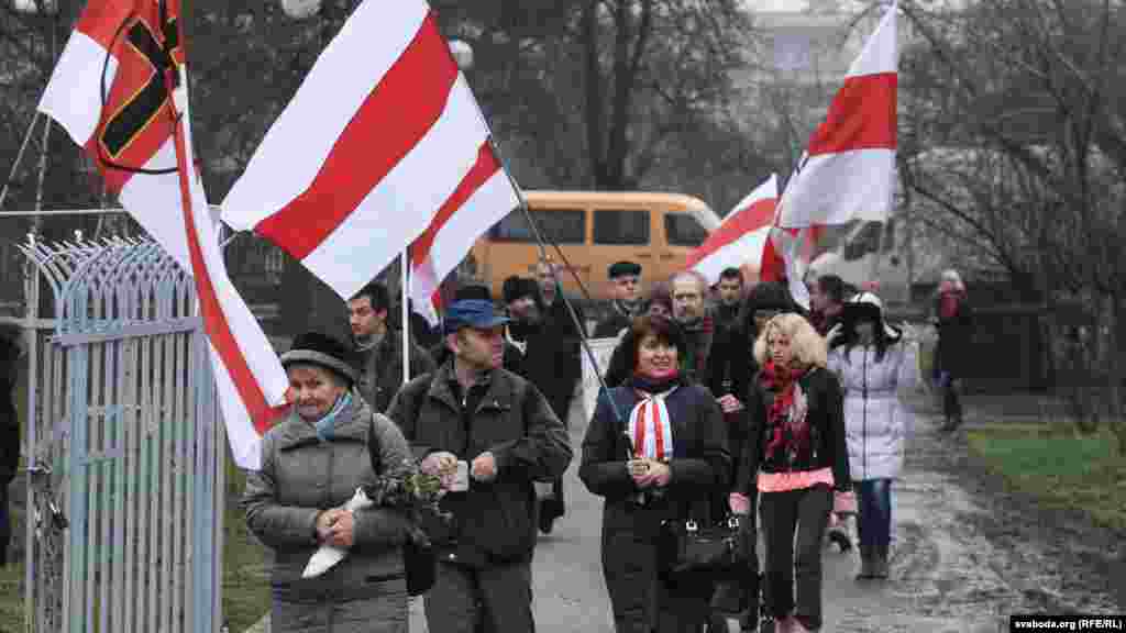 Удзельнікі мітынгу Партыі БНФ