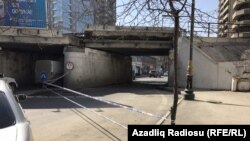 "28 May" küçəsi istiqamətinə gedən yolun üstündəki körpü. 21fev2017