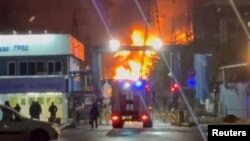 Після удару на ДРЕС сталася пожежа (стоп-кадр із відео)