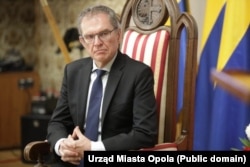 Анджэй Пачобут на ўрачыстай цырымоніі ў Аполі, 4 верасьня 2026