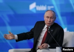 Лідер РФ Володимир Путін на засіданні дискусійного клубу «Валдай», 1 жовтня 2026 року