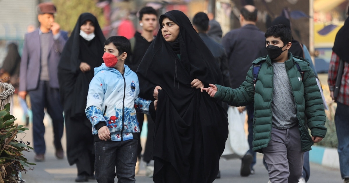 Tehran Suffocates As Air Pollution Reaches Crisis Levels