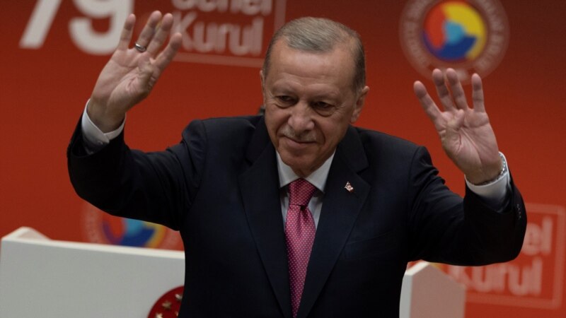 رجب طیب اردوغان نن د ولسمشر په توګه د لوړې مراسم ترسره کوي