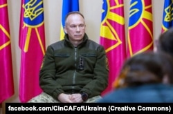 Головнокомандувач ЗСУ Олександр Сирський під час спілкування із журналістами, 6 лютого 2026 року