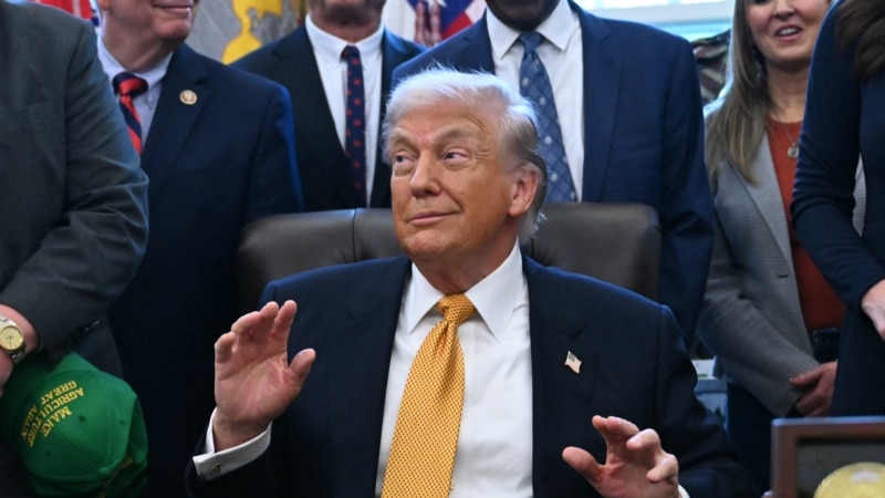 Трамп Иран наразылыққа қатысушыларды дарға асудан бас тартқанын айтты