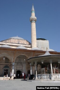 Konya, moscheea în care este mormânul Rumi, Turcia, 22 iulie 2021