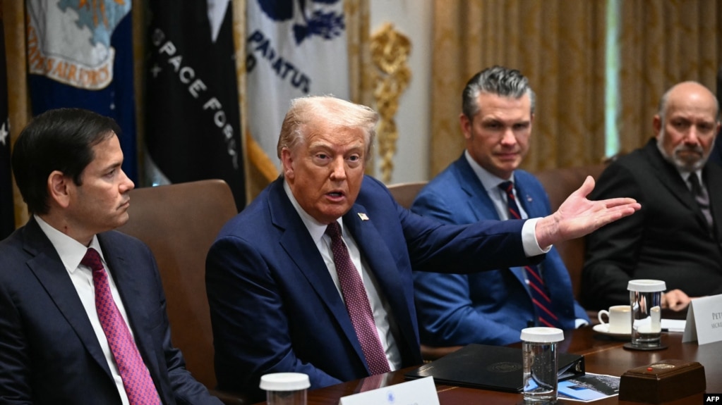 Дональд Трамп и члены его кабинета