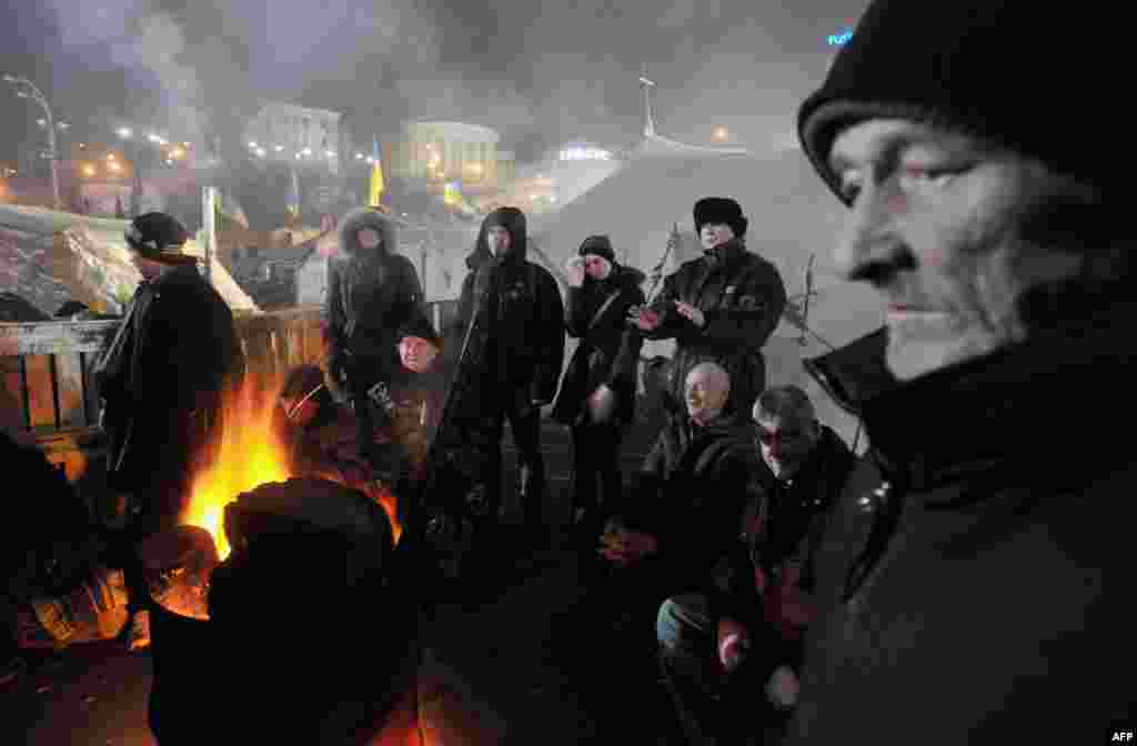 Ukrajina - Pro EU demonstranti na Trgu neovisnosti u Kijevu, 17. januar 2014. Foto: AFP / Genya Savilov 