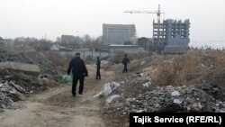 Снесенные дома на месте нереализованного проекта China Town в таджикском городе Худжанде.