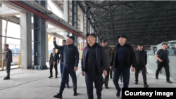 Президент Садыр Жапаровдун жаңы "Ош базары" курулуп жаткан аймакка барган учуру. 10-май, 2026-жыл