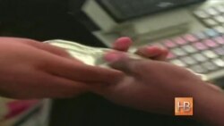 Как сэкономить деньги на деньгах?