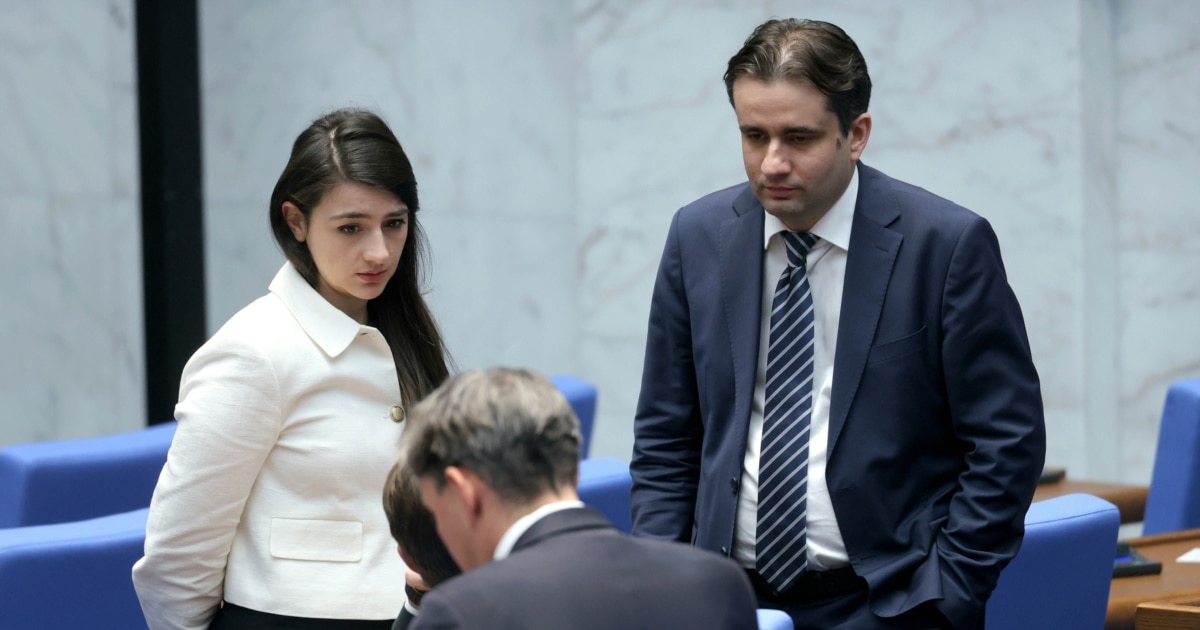 Опозиционната коалиция Продължаваме промяната – Демократична България“ (ПП-ДБ) предлага санкциите