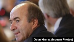 Tudorel Toader anunță ordonanță de urgență pentru desemnarea procurorului care va reprezenta România la Parchetul European, funcție diferită de cea a procurorului-șef european, pentru care Laura Codruța Kovesi este prima clasată în finala unui concurs deschis 