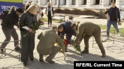 Sumî, un oraș în doliu după atacul din Duminica Floriilor