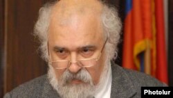 Ռագըփ Զարաքօլուն Երեւանում, փետրվար, 2011թ.