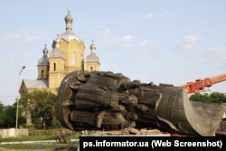 Знесення пам’ятника в Переяславі на честь «возз’єднання» України й Росії. В чому історичне значення?
