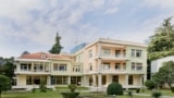 Vila e ish-diktatorit shqiptar, Enver Hoxha, në Tiranë të Shqipërisë. 