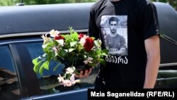 ფოტო გიორგი შაქარაშვილის დაკრძალვიდან