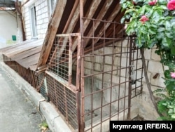 Укрытия на случай воздушной атаки. Феодосия, Крым, май 2026 года