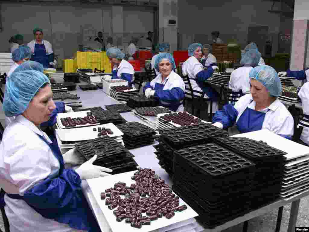Армения. На шоколадной фабрике