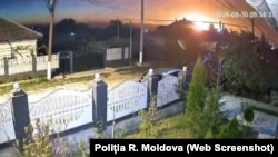 Скріншот, що демонструє момент вибуху безпілотника в селі Гирбовец, Молдова, 30 вересня 2026 року