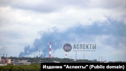 Дым над Уфой пасьля атакі дронамі, 1 жніўня 2026 году