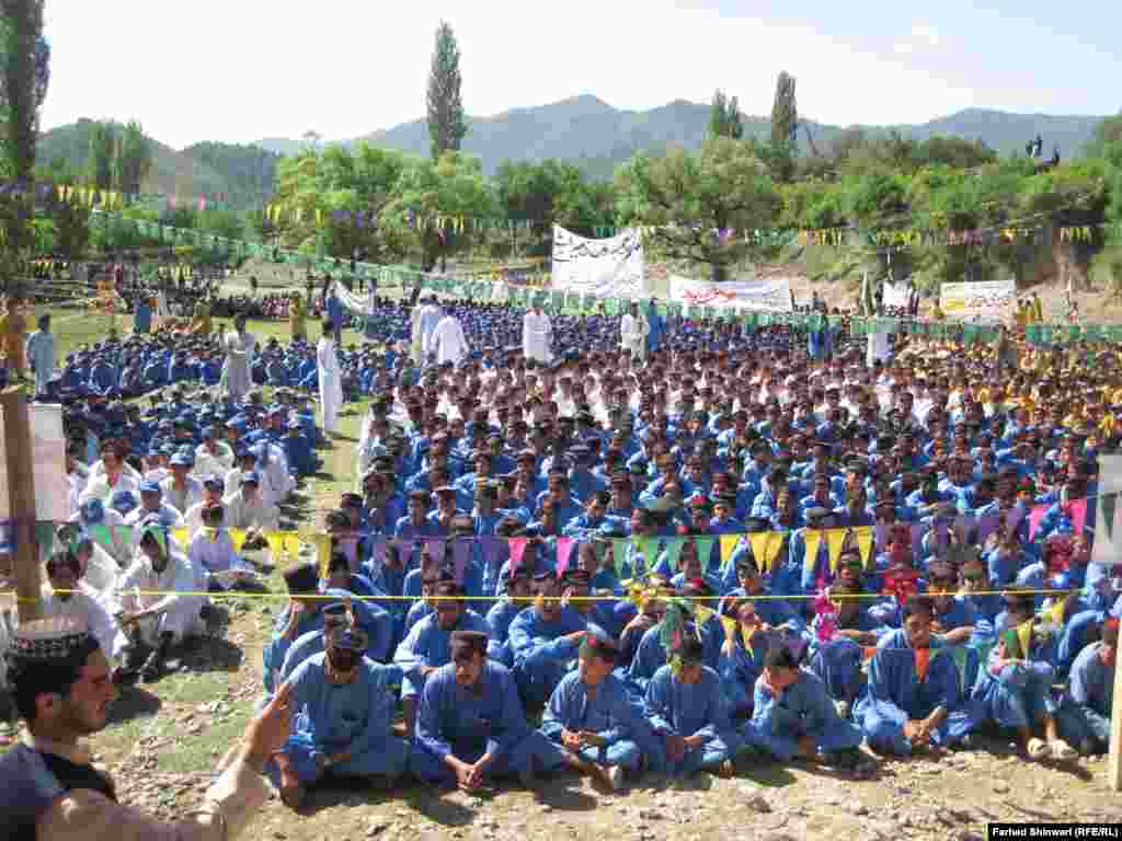 PAKISTAN: Khyber, Tira Maidan Valley Tira school.29JAN2013