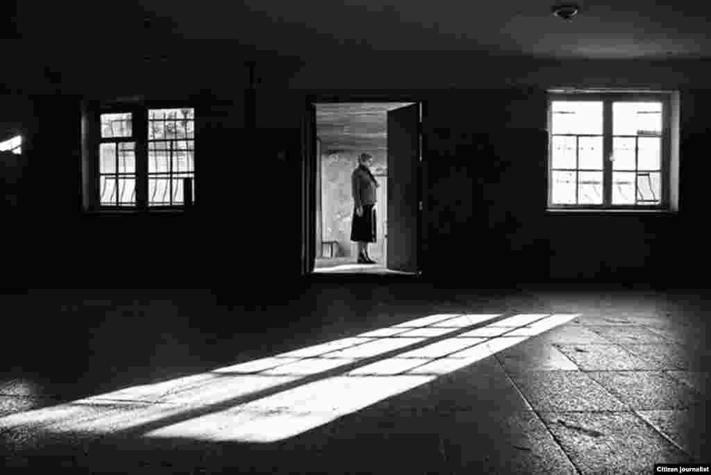 197 ზურა ხარაზიშვილი: უსათაურო